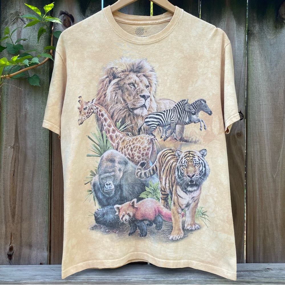 The Mountain Wild Animals Graphic T Shirt